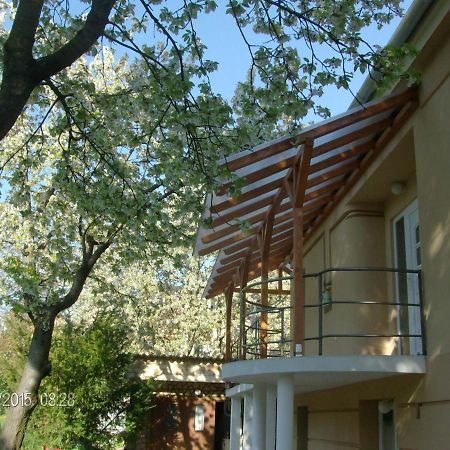 Magnolia Apartman Hévíz Екстериор снимка